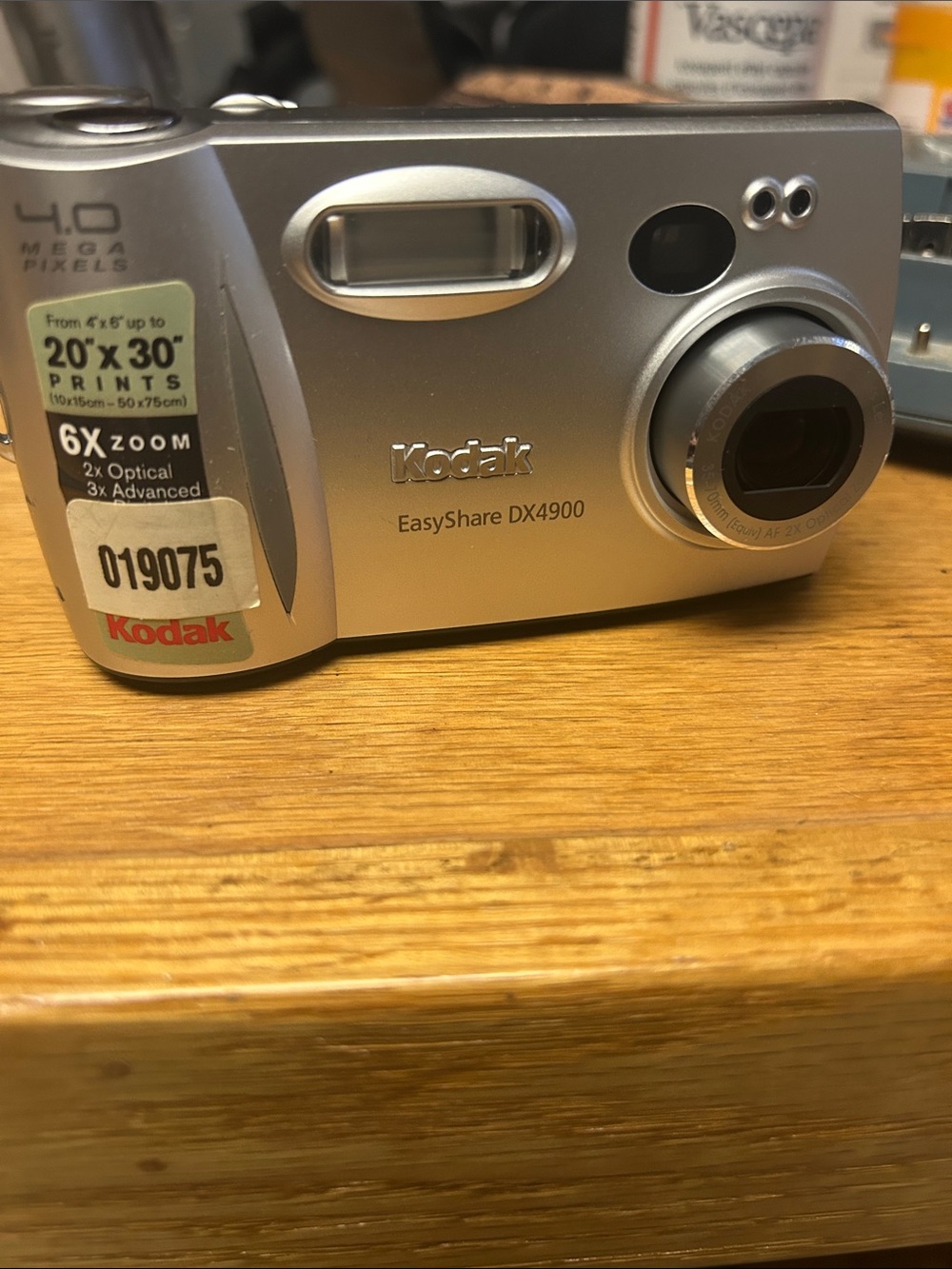 Kodak EasyShare DX4900 Silver Point-and-Shoot Digital Camera